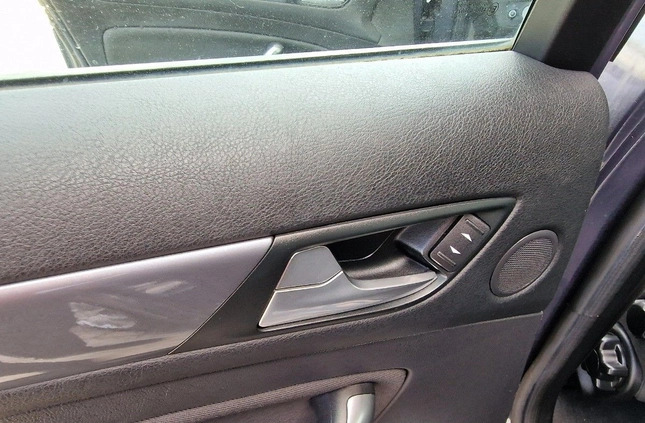 Ford Mondeo cena 27850 przebieg: 251000, rok produkcji 2011 z Koszalin małe 742